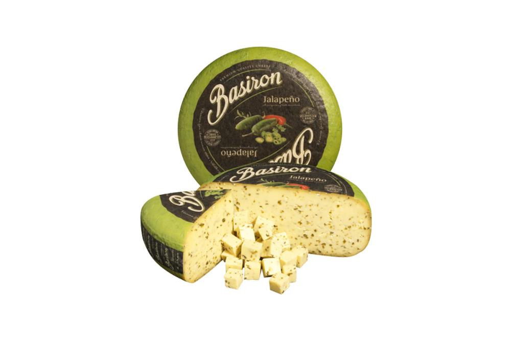 باسيرون جبن بالهلابينيو